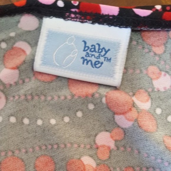 Baby and Me | Black & Red Maternity Top - Picture 3 of 3